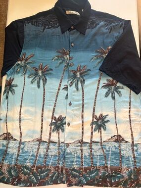 Batik Bay Men’s Large Hawaiian Shirt Blue Palm Tree Tropical Aloha 100% Rayon